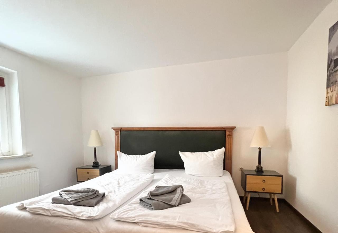 Apartment Hirsch: Wohnung Fuer Die Ganze Familie Mit Disney+ ブラウンラーゲ エクステリア 写真